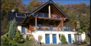 Rursee Eifel-Chalet mit Seeblick und Wellnessbereich